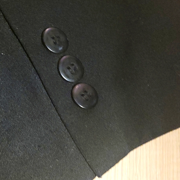 3 for$30 Men’s Blazer/suit jacket, sized 44, black. OFFICE CASUALS BRAND. - Picture 6 of 6